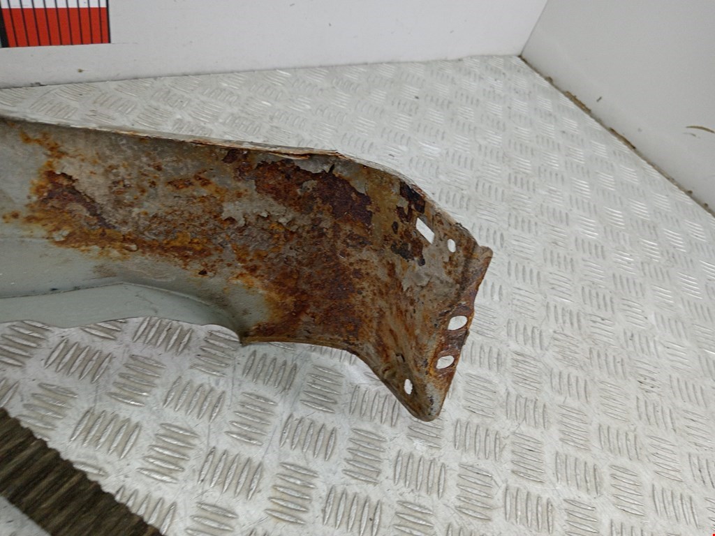 Крыло переднее левое FORD Focus II 2005-2011