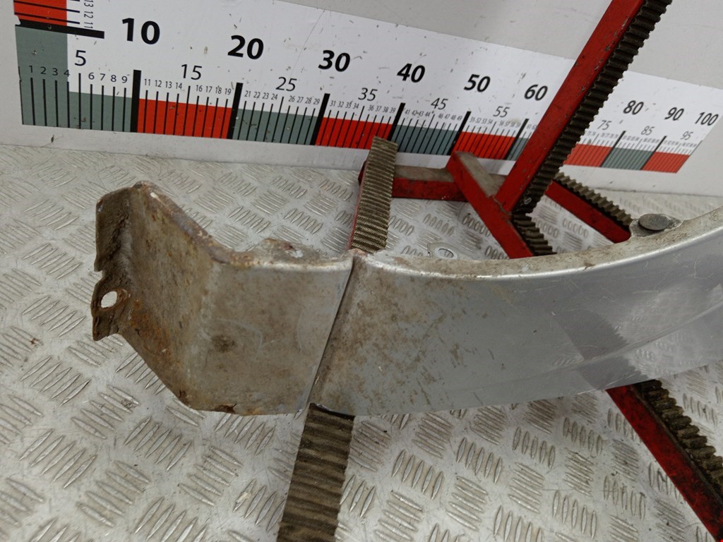 Крыло переднее левое FORD Mondeo III 2000-2007