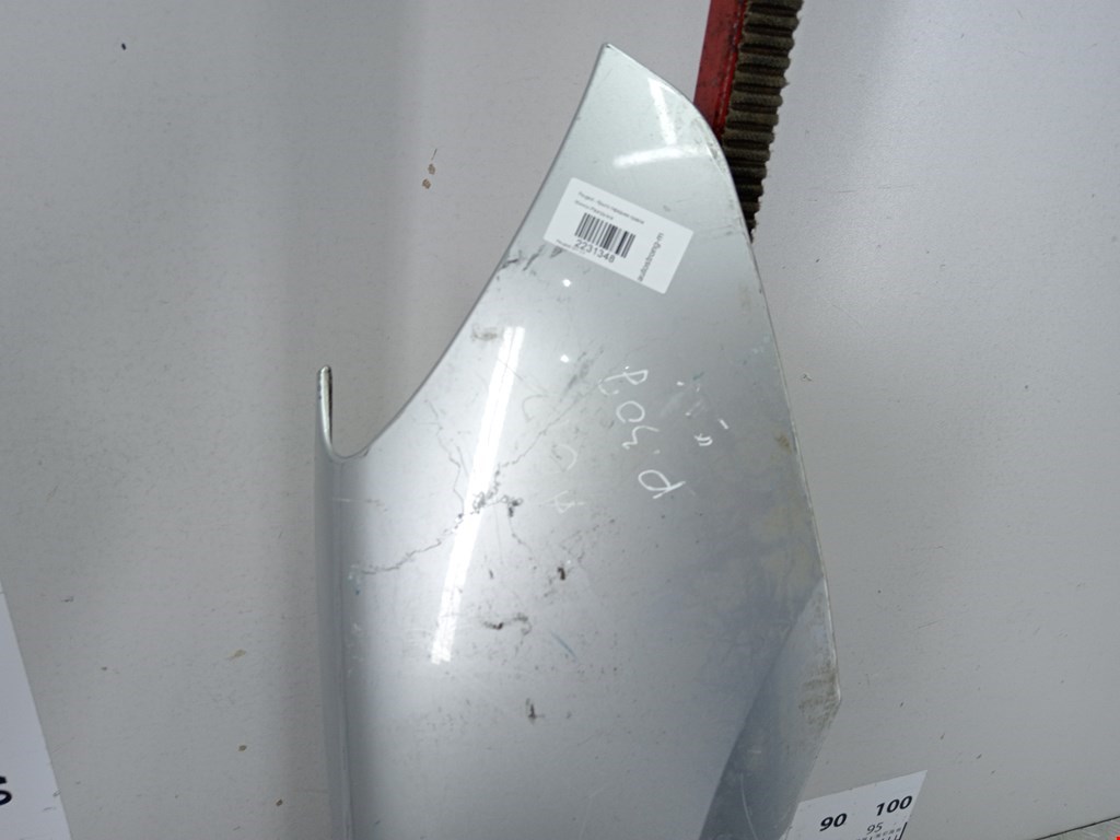 Крыло переднее правое PEUGEOT 307 2001-2008