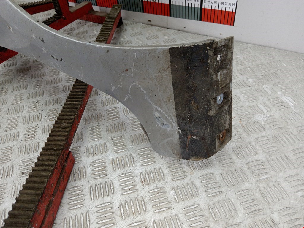 Крыло переднее правое PEUGEOT 307 2001-2008