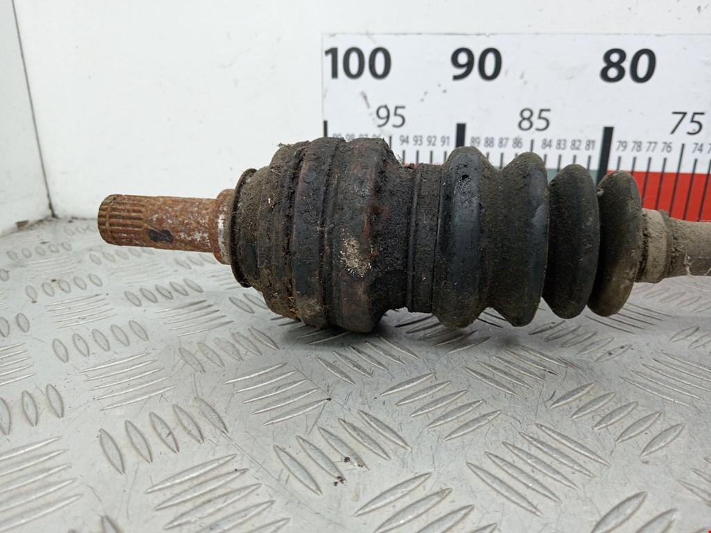 Полуось (привод, приводной вал) передняя правая OPEL Kadett E 1984-1994