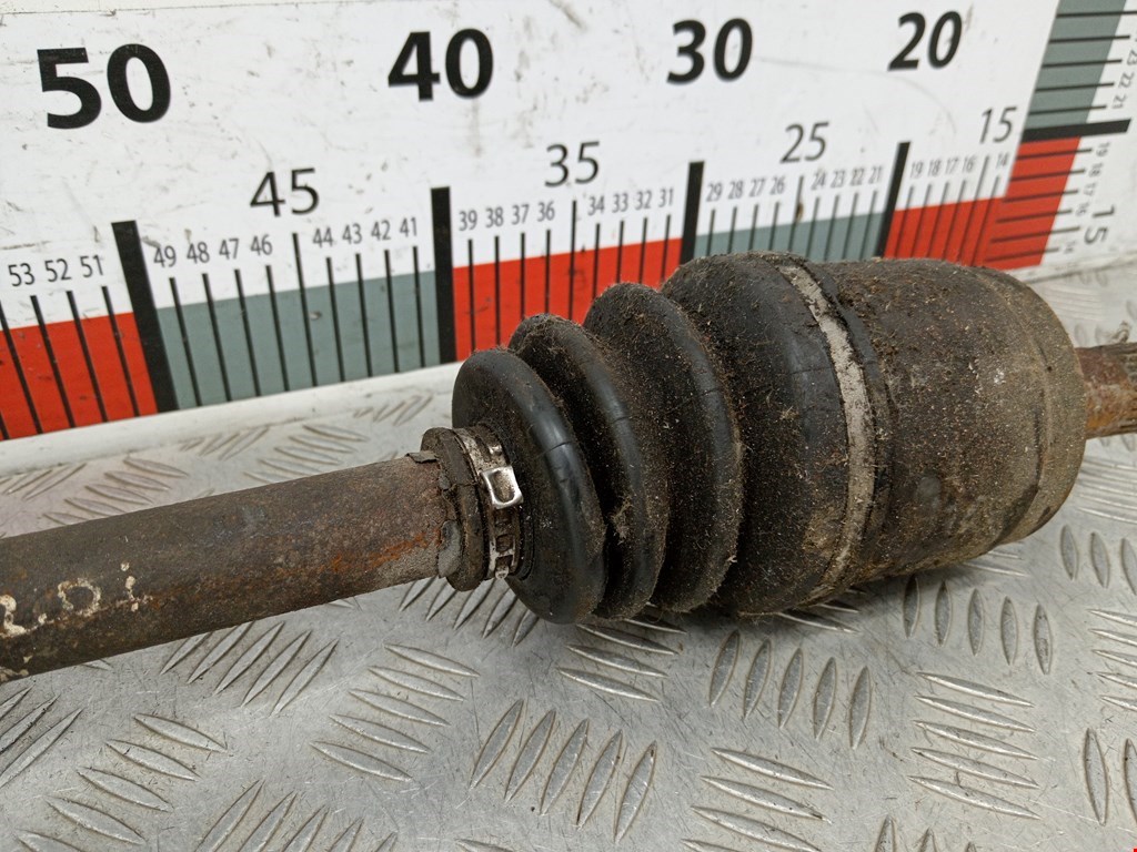 Полуось (привод, приводной вал) передняя правая HONDA Accord VI 1998-2002