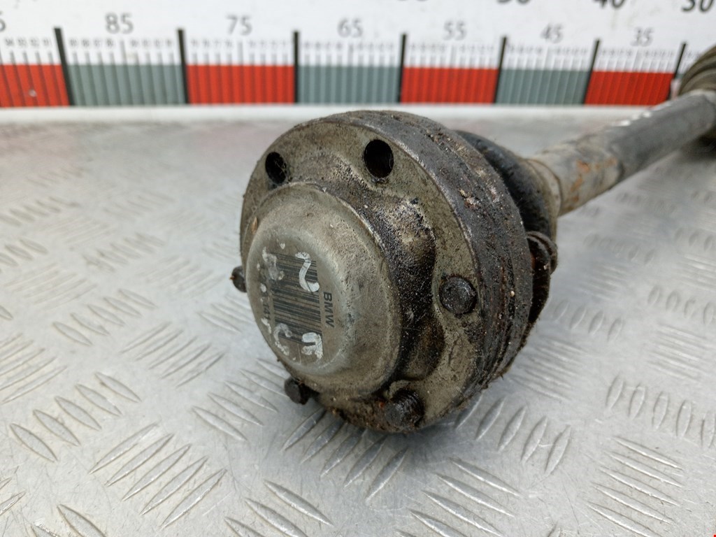 Полуось (привод, приводной вал) задняя левая BMW 5er 5 серия E39 1995-2004