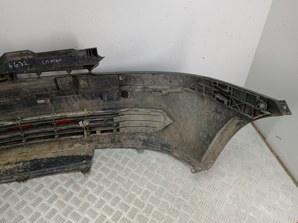 Бампер передний OPEL Combo C 2001-2011