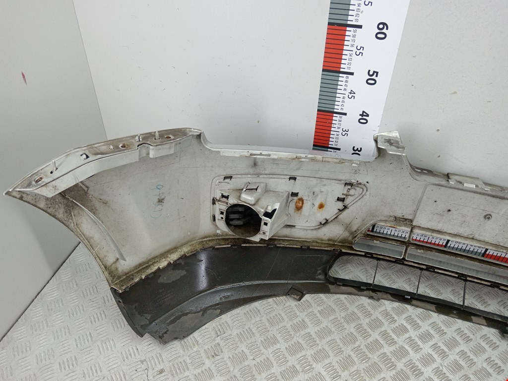 Бампер передний FORD Focus II 2005-2011
