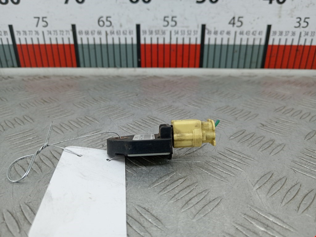 Датчик AIR BAG (подушек безопасности) HYUNDAI i30 2007-2012