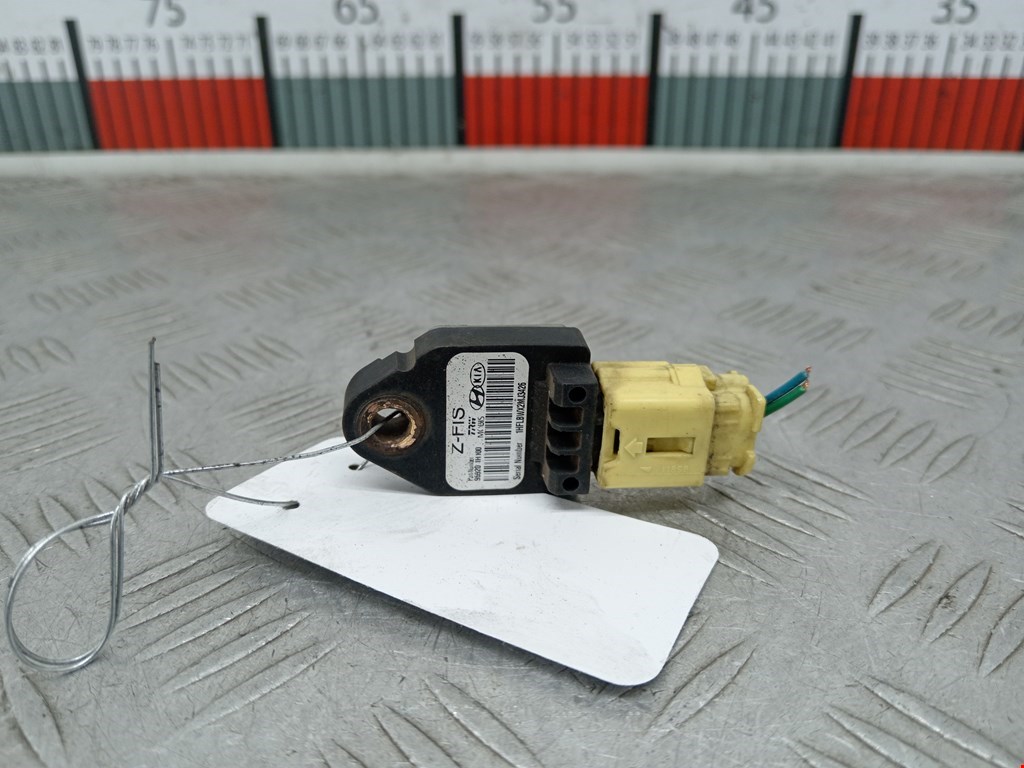 Датчик AIR BAG (подушек безопасности) HYUNDAI i30 2007-2012