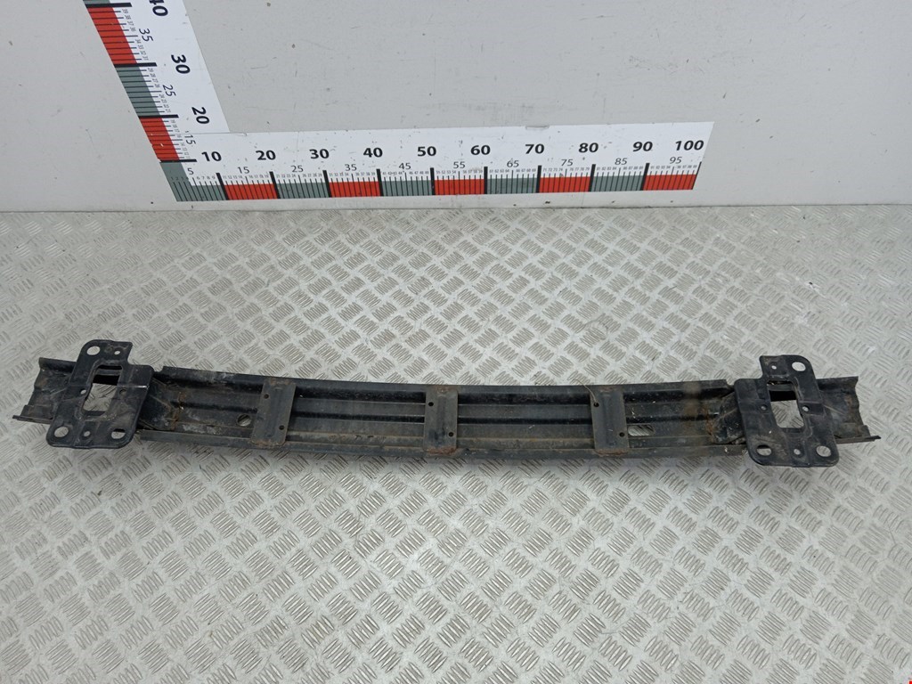 Усилитель переднего бампера (передний) HYUNDAI i30 2007-2012