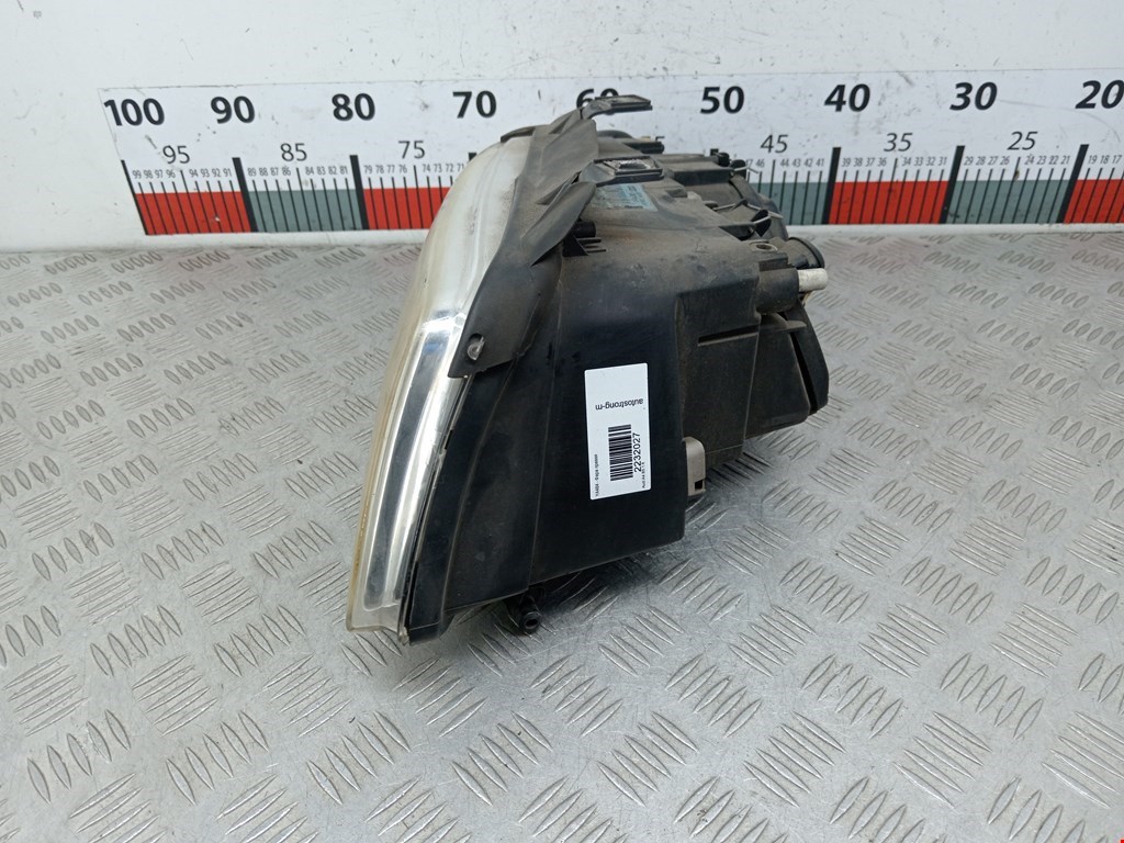 Фара правая AUDI A4 B5 1995-2001