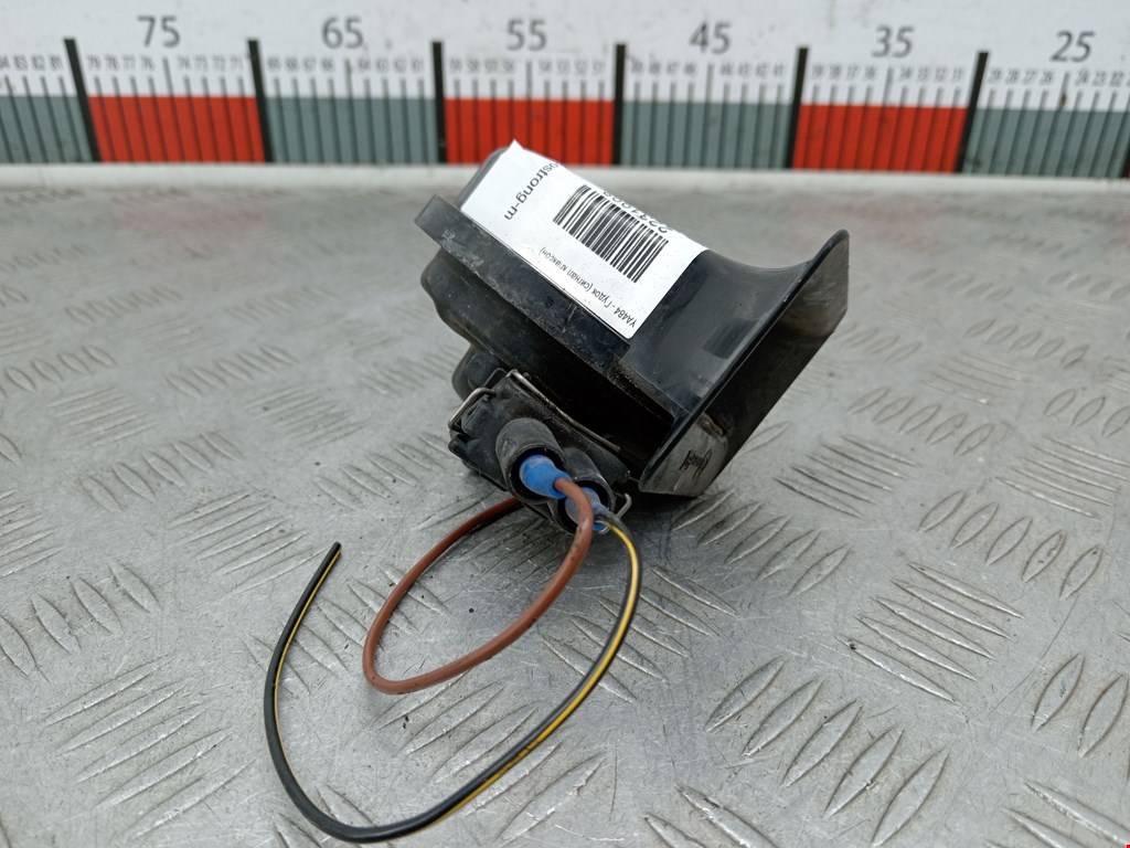 Сигнал звуковой (гудок клаксон) AUDI A4 B5 1995-2001