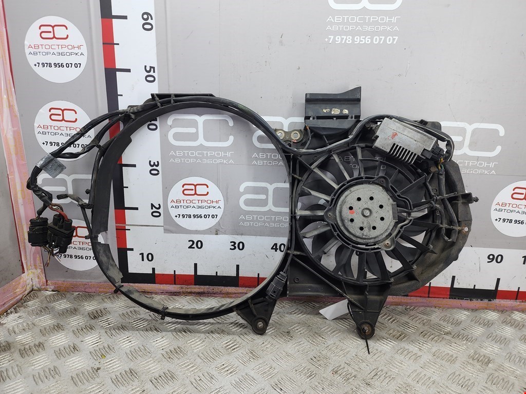 Вентилятор радиатора кондиционера AUDI A4 B6 2001-2005