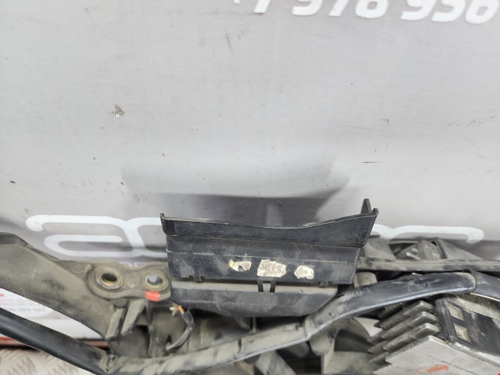 Вентилятор радиатора кондиционера AUDI A4 B6 2001-2005