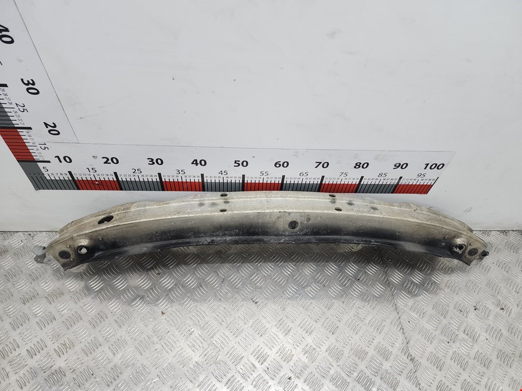 Усилитель переднего бампера (передний) AUDI A4 B6 2001-2005