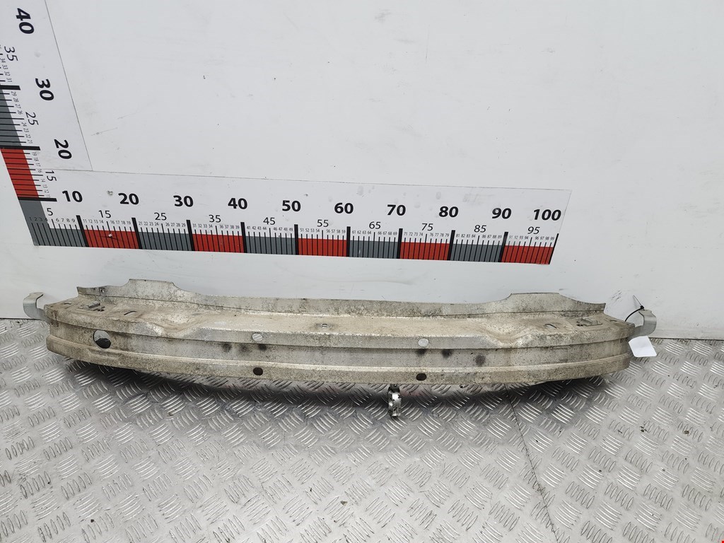 Усилитель переднего бампера (передний) AUDI A4 B6 2001-2005