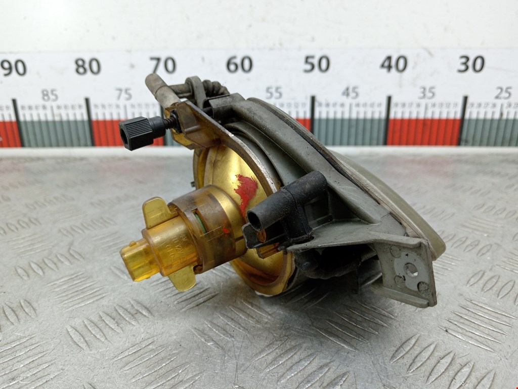 Фара противотуманная левая (ПТФ) VOLVO V70 II 2000-2007