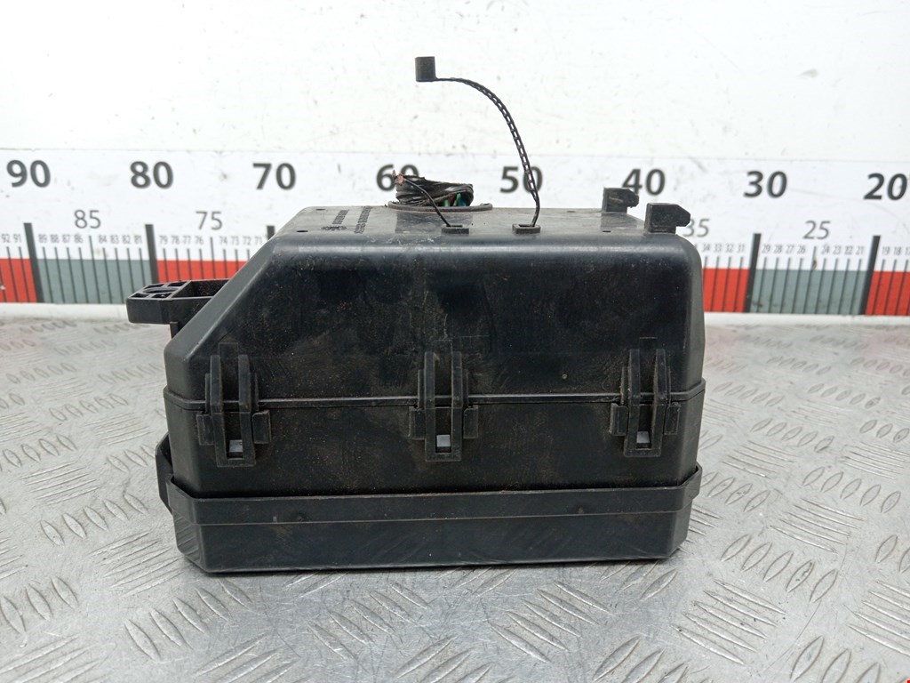 Датчик уровня в бачок омывателя FORD Mondeo II 1996-2000