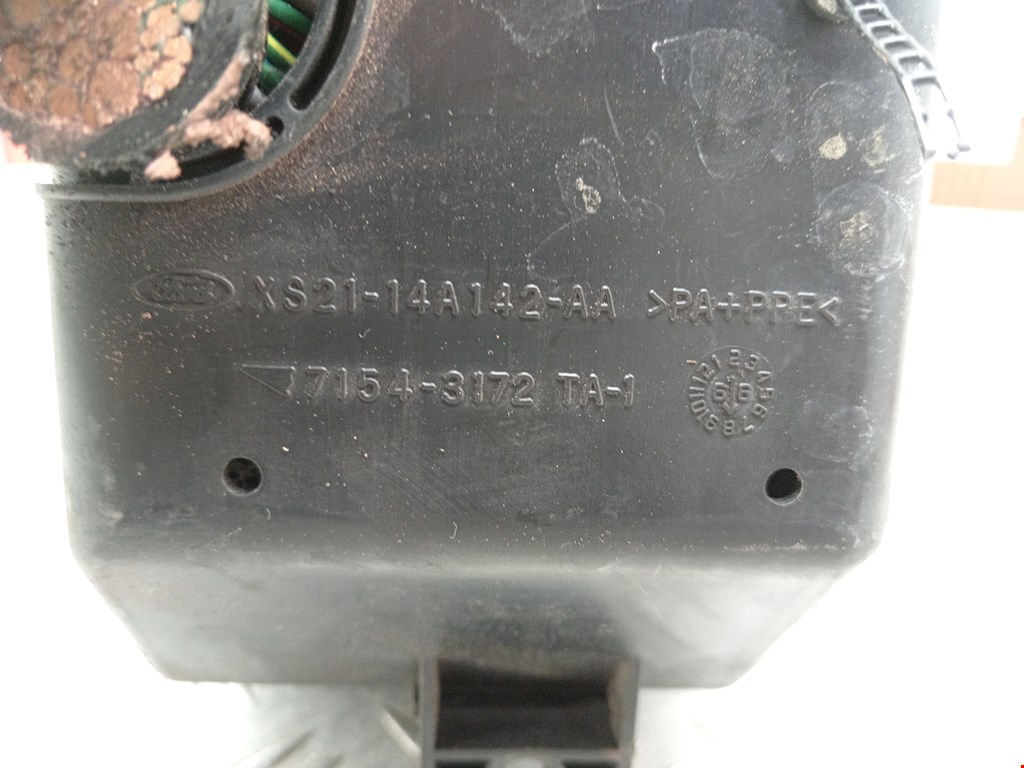 Датчик уровня в бачок омывателя FORD Mondeo II 1996-2000