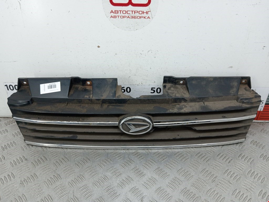 Решетка радиатора DAIHATSU Gran Move 1996-2002