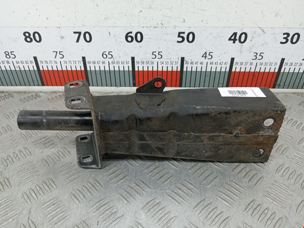 Отбойник бампера передний правый Mercedes CLS-Class (W219) (2004-2010)