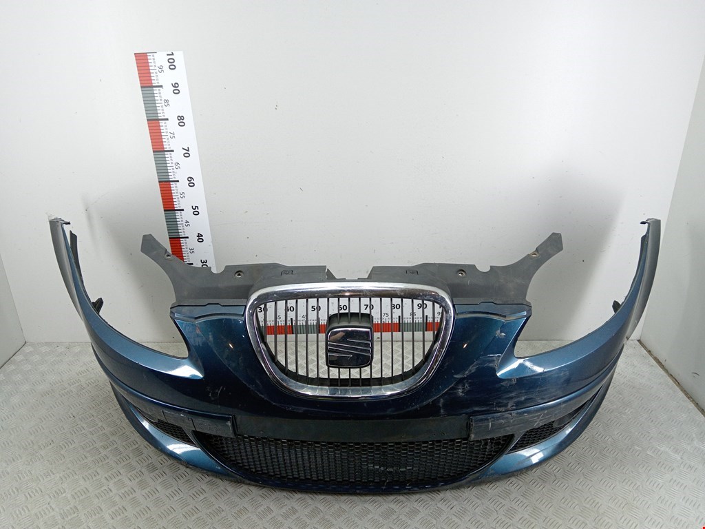 Бампер передний SEAT Toledo 2004-2009