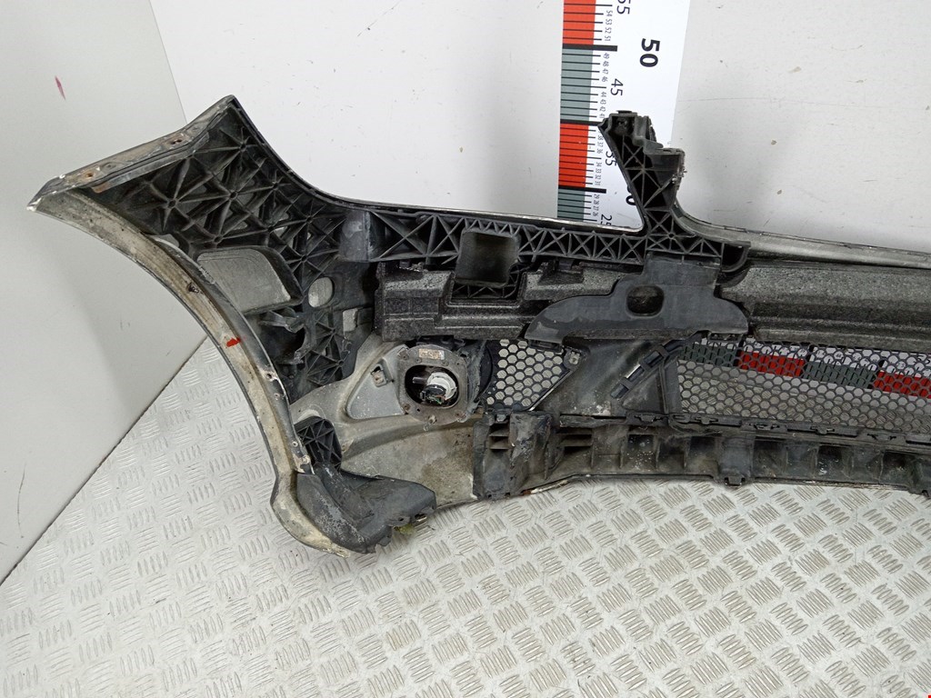 Бампер передний MERCEDES-BENZ C-Class C-klasse W204 2007-2015