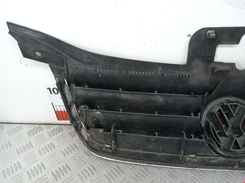 Решетка радиатора VOLKSWAGEN Touran 2003-2010