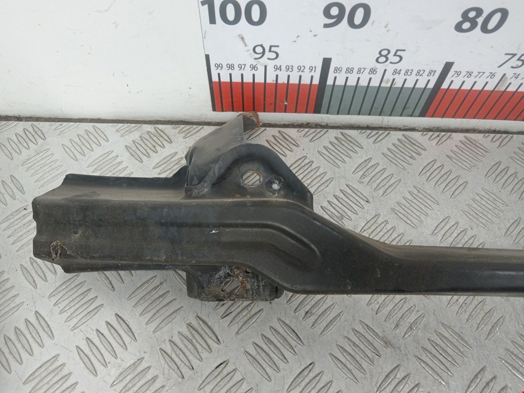 Усилитель переднего бампера (передний) VOLKSWAGEN Touran 2003-2010