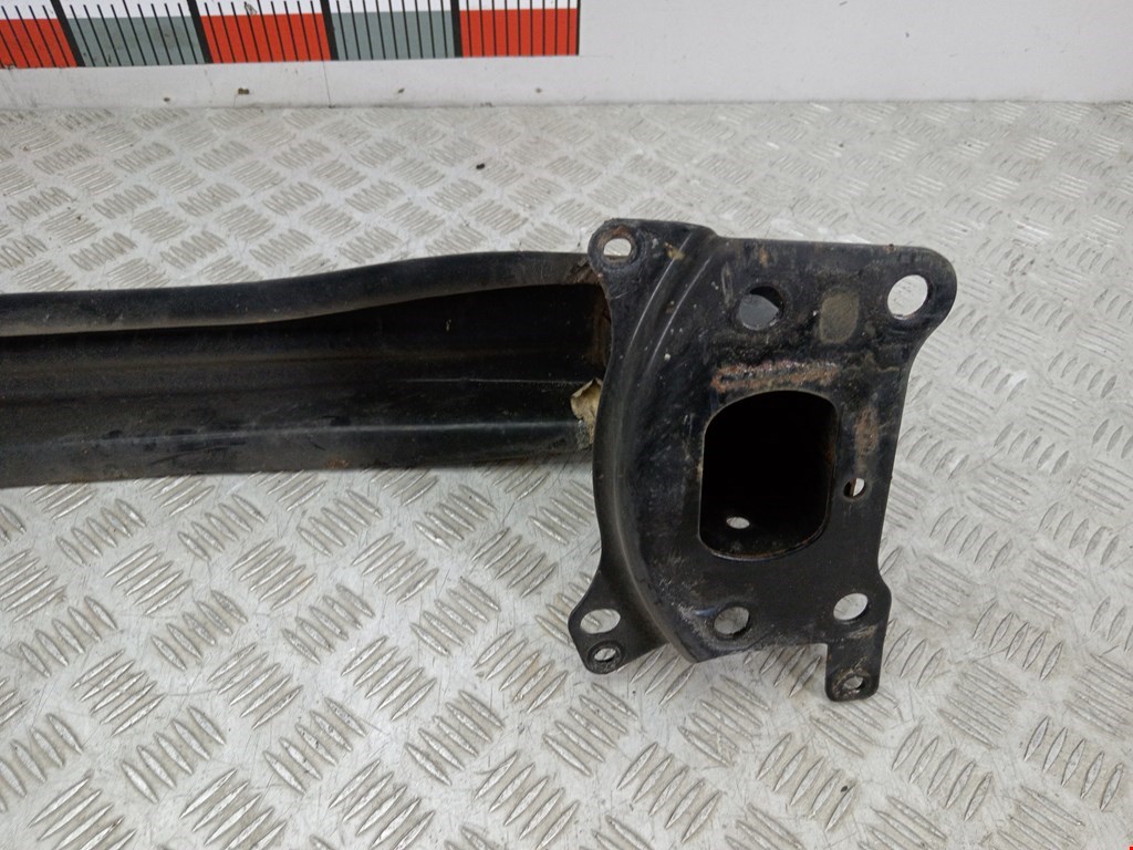 Усилитель переднего бампера (передний) VOLKSWAGEN Touran 2003-2010