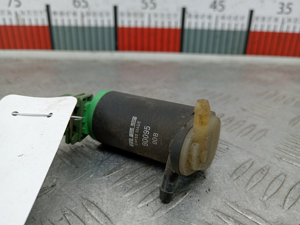 Насос (моторчик) омывателя Peugeot 206 (1998-2006)