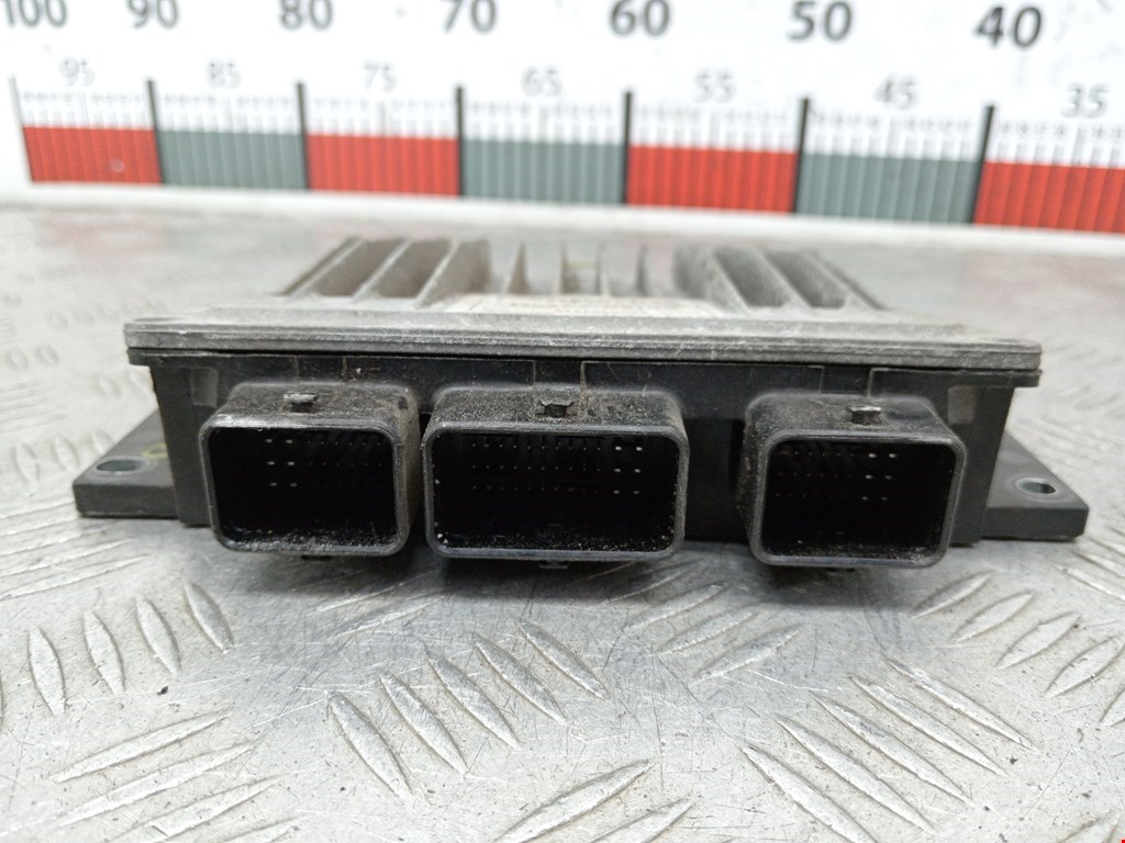 Блок управления двигателя (ЭБУ) RENAULT Megane II 2002-2009