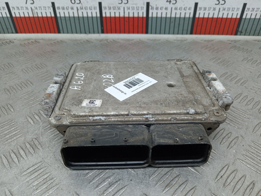 Блок управления двигателя (ЭБУ) OPEL Zafira B 2005-2012
