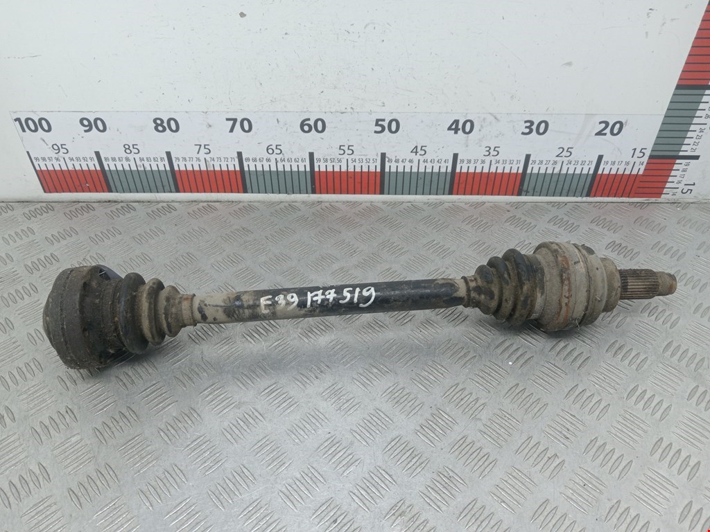Полуось задняя правая (приводной вал шрус) BMW 5-Series (E39) (1995-2004)