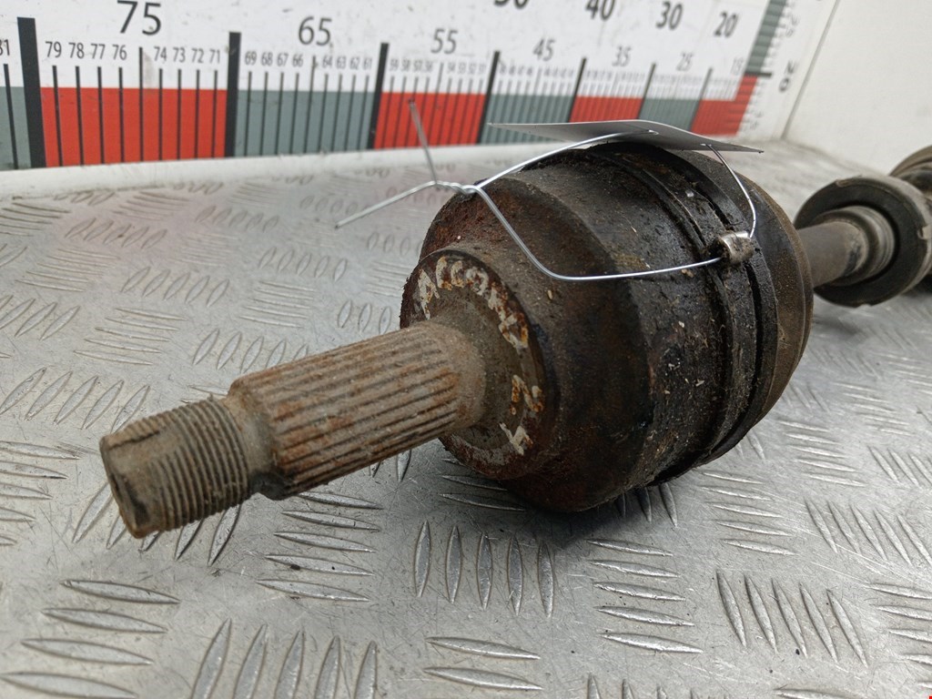 Полуось (привод, приводной вал) передняя левая HONDA Accord VIII 2008-2013