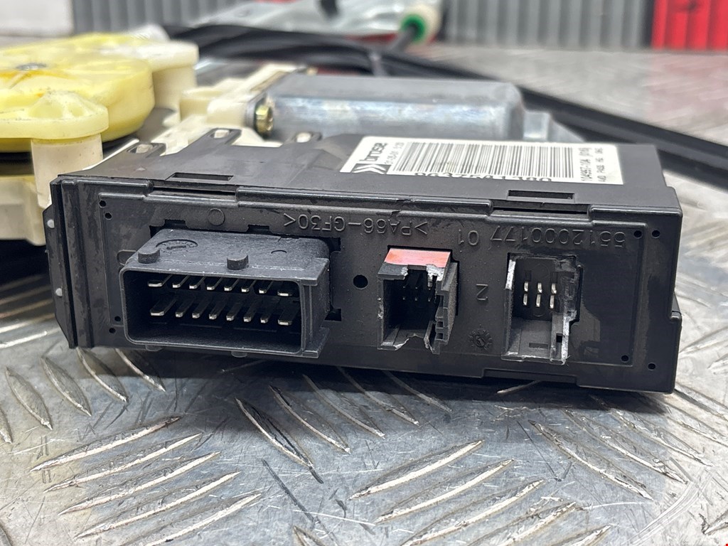 Стеклоподъемник передний правый CITROEN C5 I 2001-2008