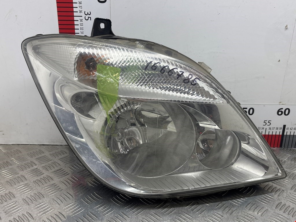 Фара правая MERCEDES-BENZ Sprinter 906 2006-2018