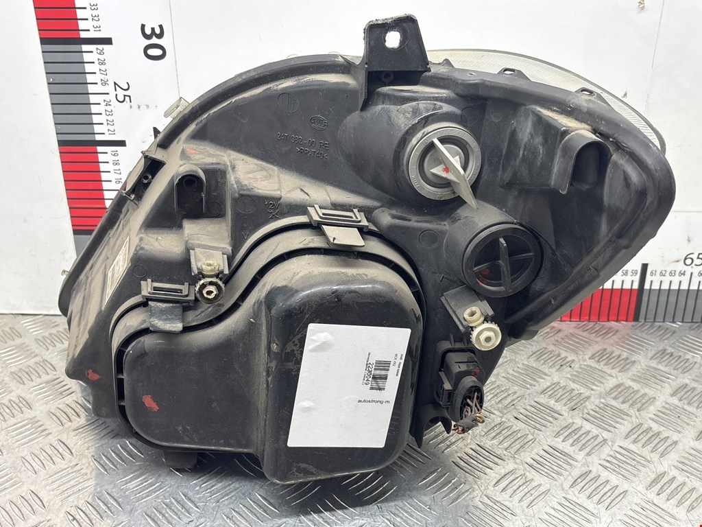 Фара правая MERCEDES-BENZ Sprinter 906 2006-2018