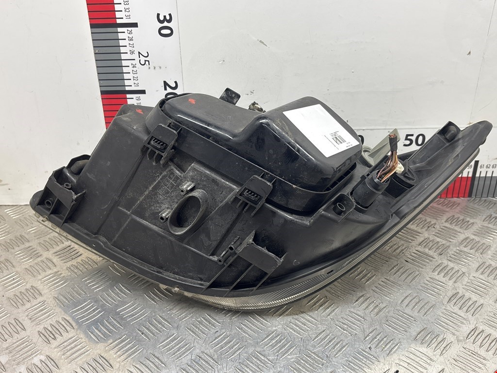 Фара правая MERCEDES-BENZ Sprinter 906 2006-2018