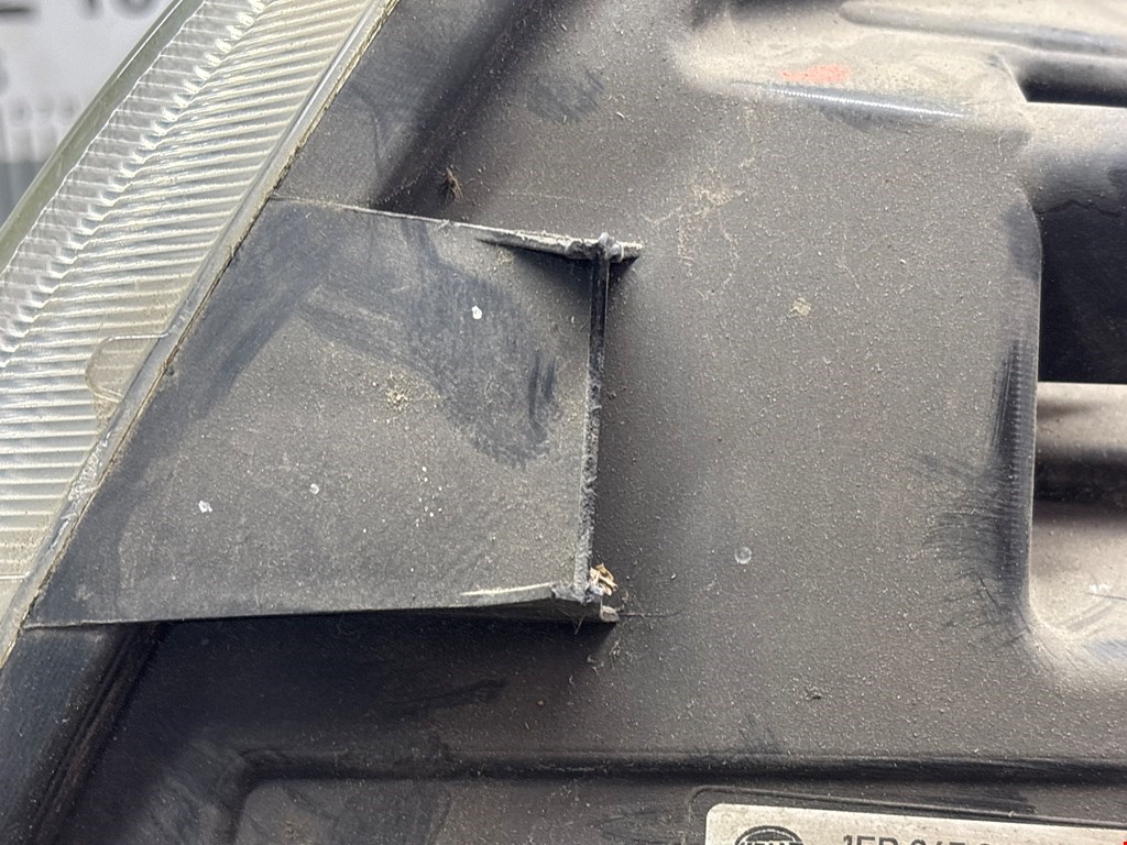 Фара правая MERCEDES-BENZ Sprinter 906 2006-2018