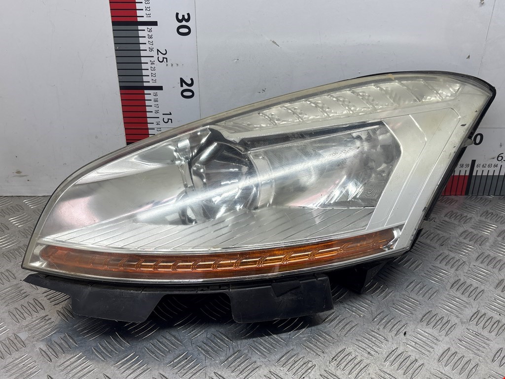 Фара левая CITROEN C4 Picasso 2006-2013