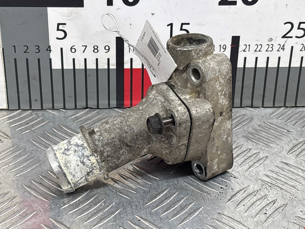 Корпус термостата Kia Sorento 1 (BL) (2002-2011)