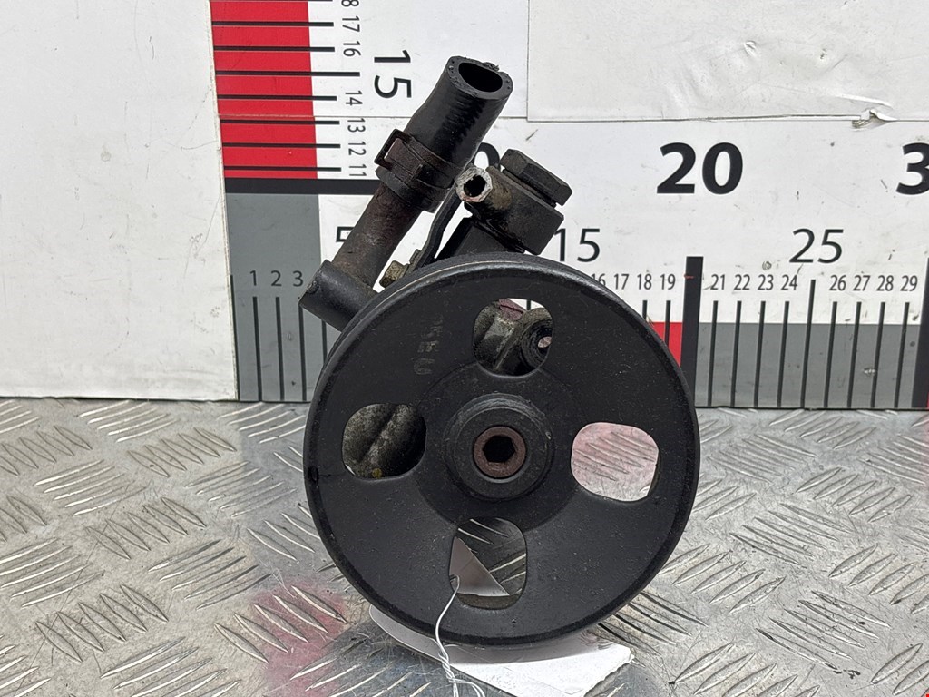 Насос гидроусилителя руля (ГУР) KIA Sorento 2002-2009