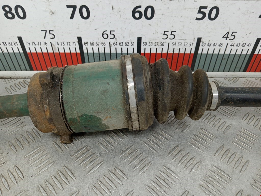 Полуось (привод, приводной вал) передняя правая NISSAN Almera Tino 2000-2006