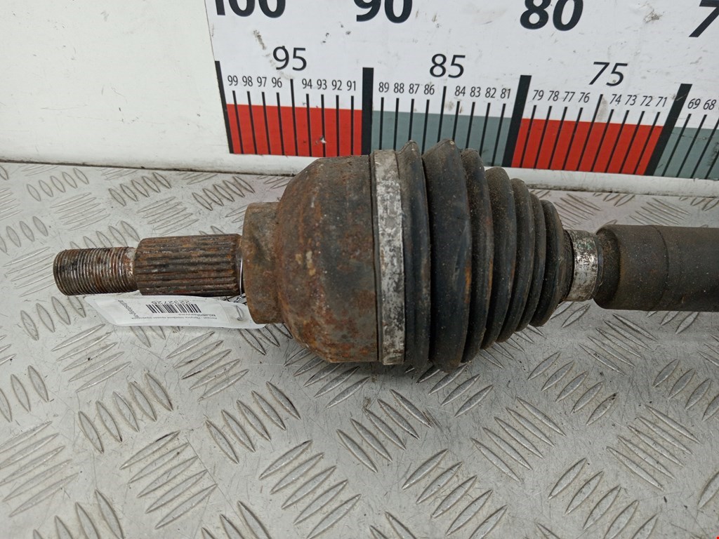 Полуось (привод, приводной вал) передняя правая RENAULT Laguna 2001-2007