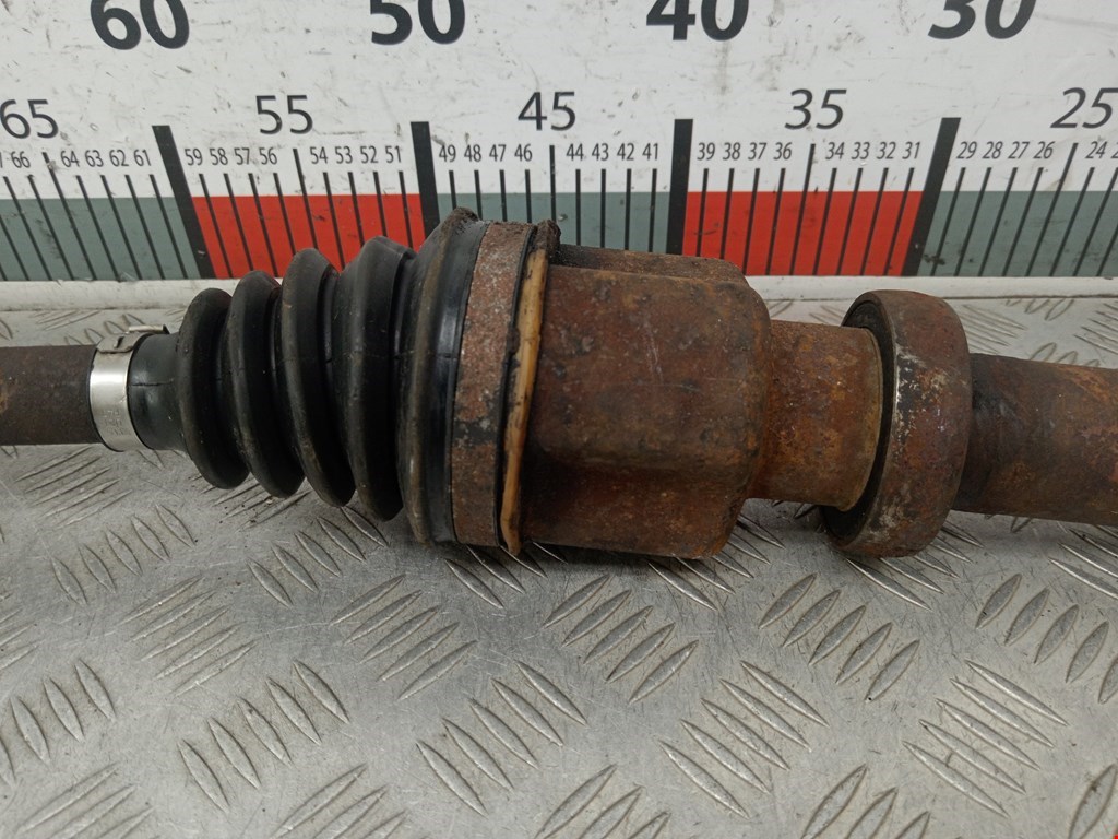 Полуось (привод, приводной вал) передняя правая FORD Transit 2000-2006