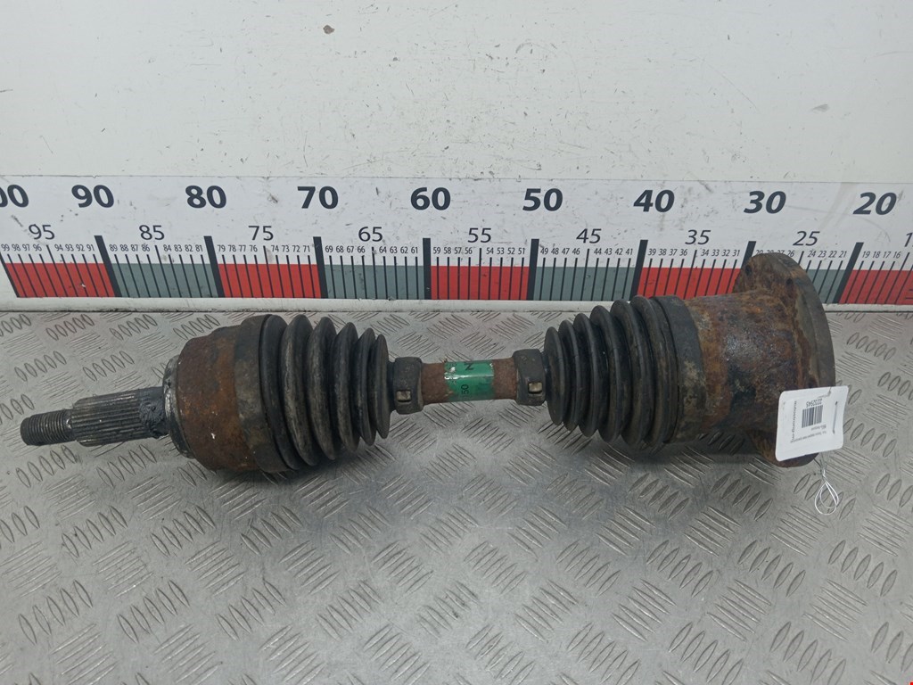 Полуось (привод, приводной вал) передняя левая FORD Expedition 1996-2003