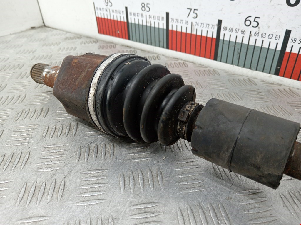 Полуось (привод, приводной вал) передняя левая FORD Focus I 1998-2005