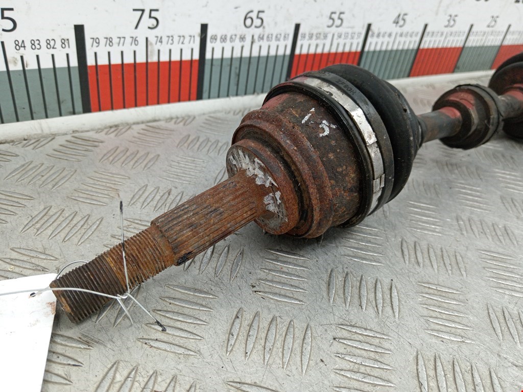 Полуось (привод, приводной вал) передняя левая NISSAN Almera N15 1995-2000