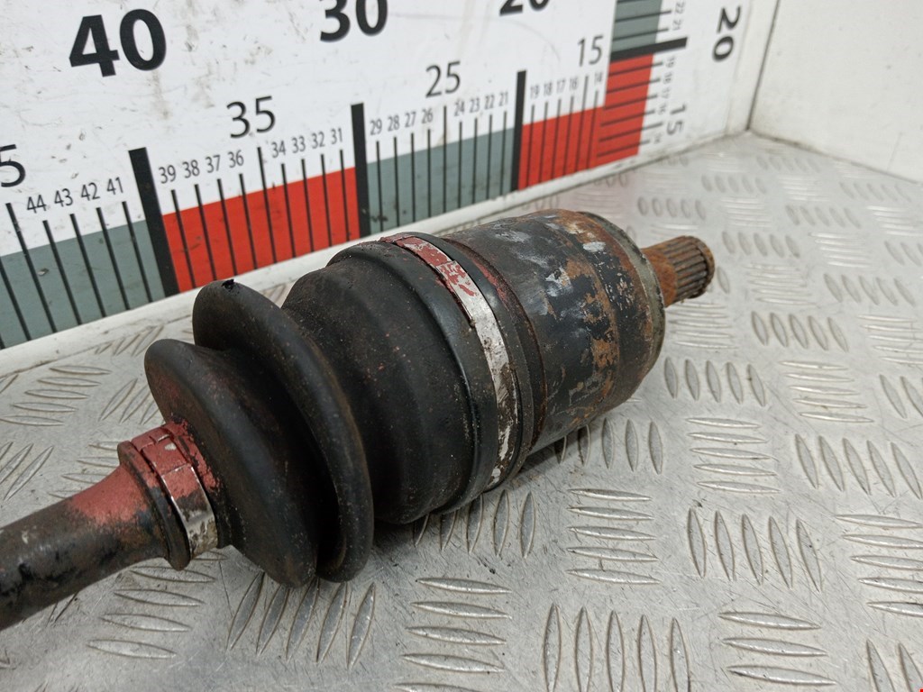 Полуось (привод, приводной вал) передняя левая NISSAN Almera N15 1995-2000