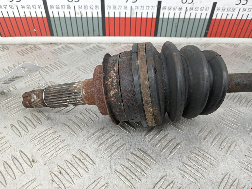 Полуось (привод, приводной вал) передняя левая MAZDA 323 BA 1994-1998