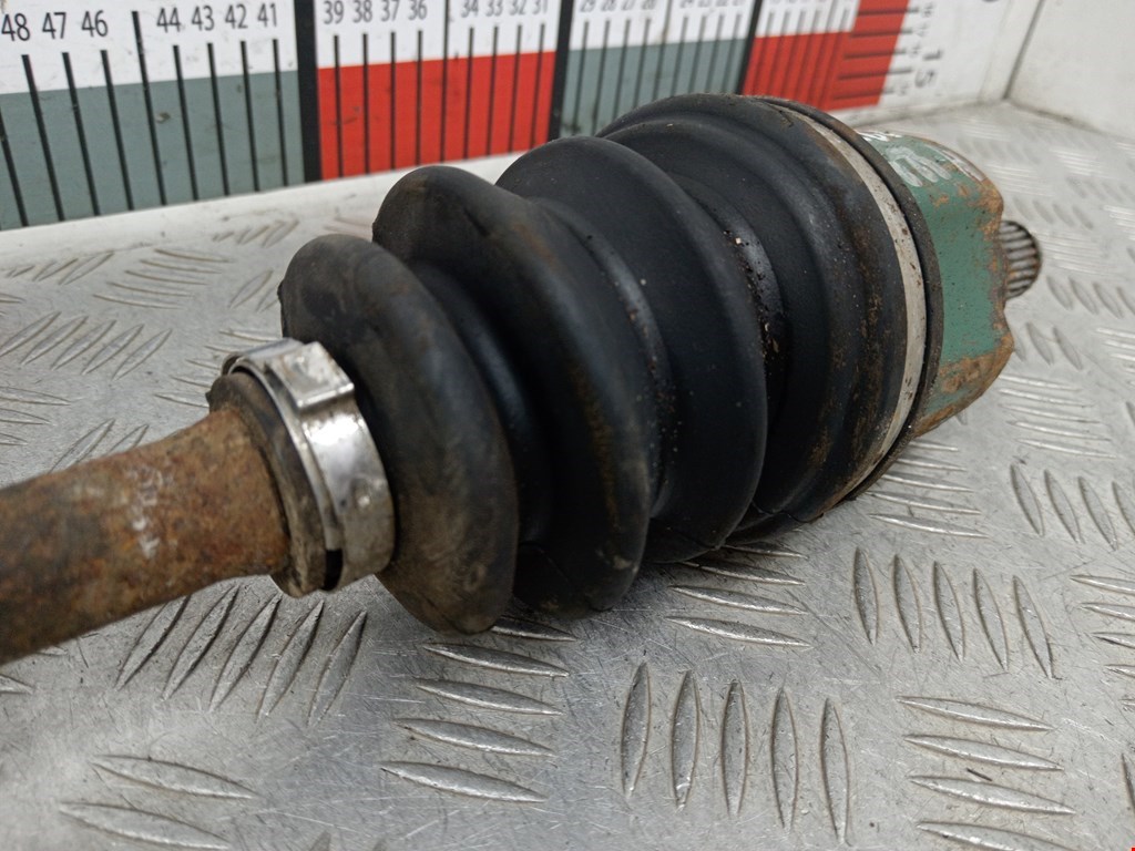 Полуось (привод, приводной вал) передняя левая MAZDA 323 BA 1994-1998